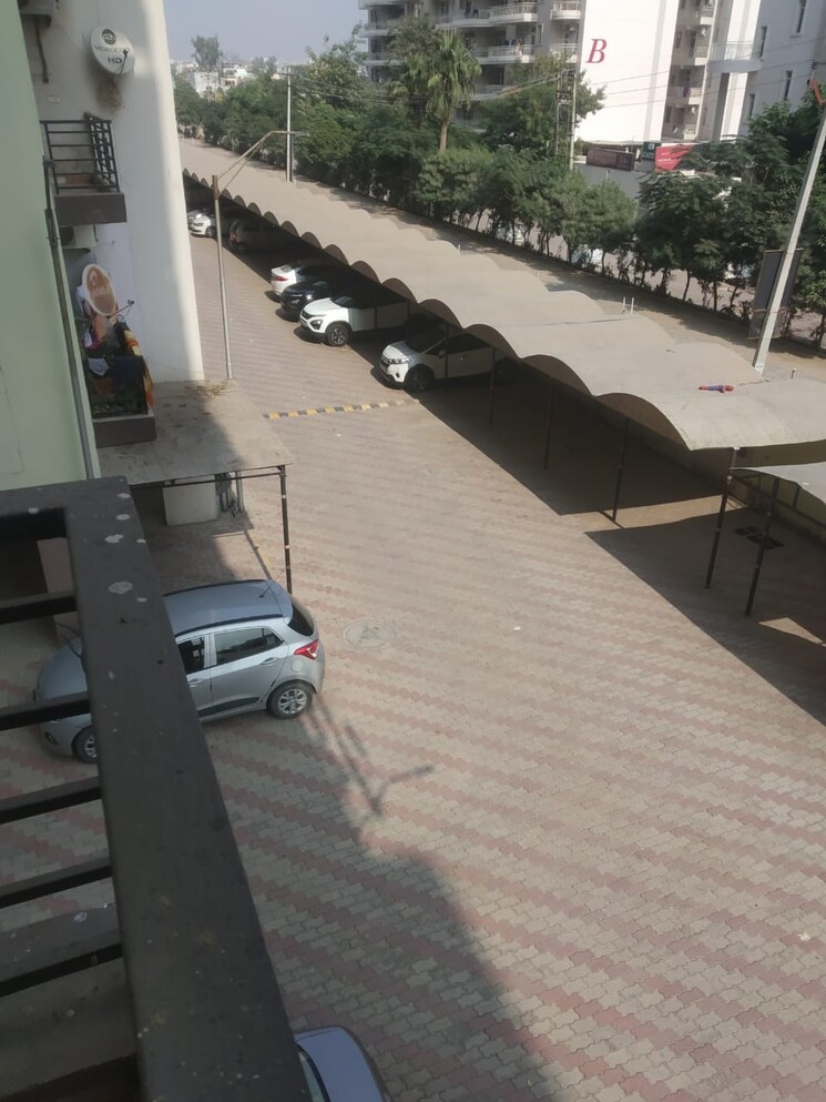 Balcony, maya-garden-city 4 Bedroom 2420 Sq.Ft. Apartment In Lohgarh Zirakpur 8602433