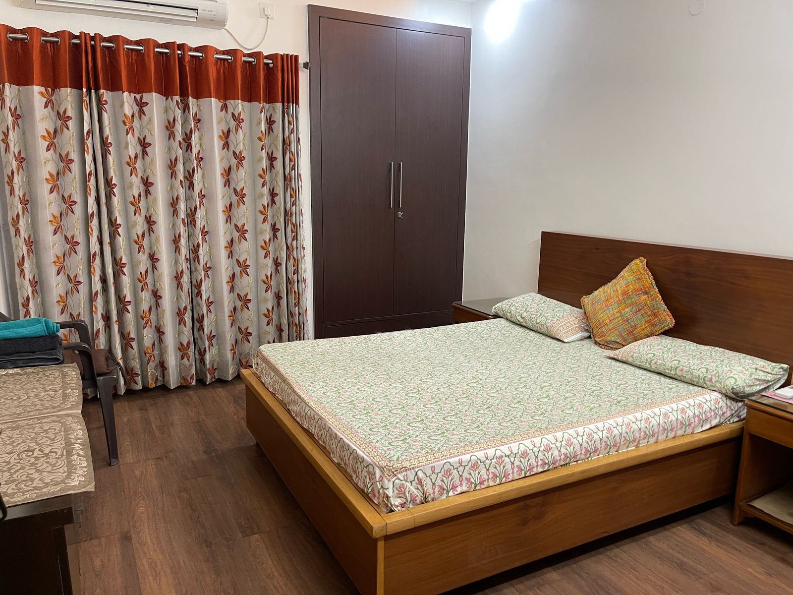 2 BHK + Study Room Apartment For Rent in Supertech Cape Town