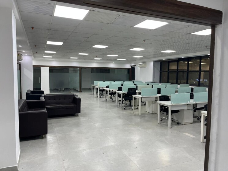 Team Area, zygon-square Commercial Office Space in IT/SEZ 4000 Sq.Ft. In Sector 63 Noida 8602464