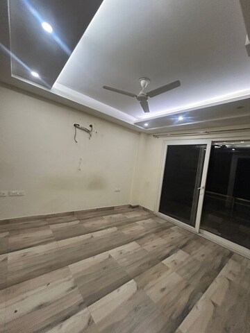 Kitchen in 3 BHK Builder Floor at Builder Floor, Sector 28 – for Rent