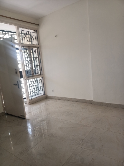 2 BHK + Pooja Room Builder Floor For Rent in Sushant Lok 3