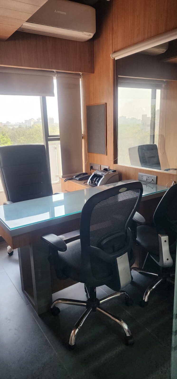 Team Area, thaltej Commercial Office Space 1500 Sq.Ft. In Thaltej Ahmedabad 8602605