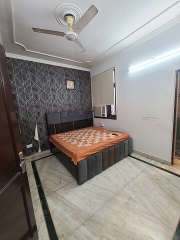 Bedroom in 2 BHK Builder Floor at Yash Residency Gurgaon, Sector 25 – for Rent