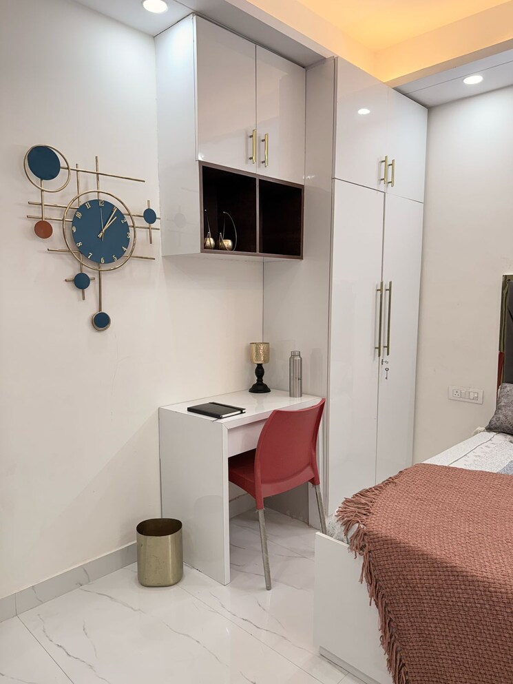 Master Bedroom, emaar-the-palm-drive-the-sky-terraces 4 Bedroom 3800 Sq.Ft. Apartment In Sector 66 Gurgaon 8602640