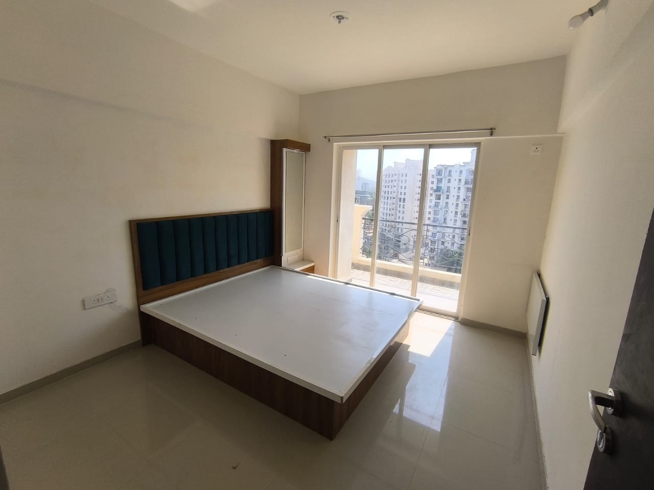 1 BHK 550 Sq.Ft. Apartment in Puraniks Aldea Annexo D