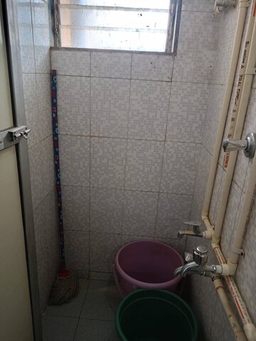 Bathroom in 1 BHK Apartment at Andheri East – for Rent