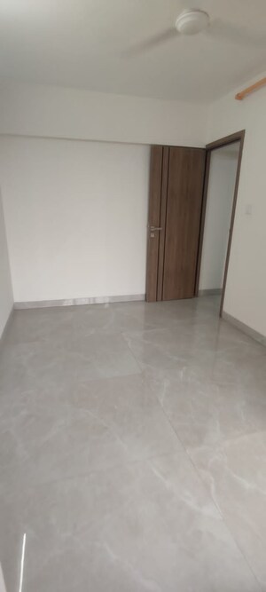 Room in 1 BHK Builder Floor at Tharwani Vedant Millenia, Titwala – for Sale