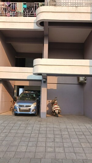Parking in 1 BHK Builder Floor at Tharwani Vedant Millenia, Titwala – for Sale