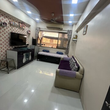 1 BHK Apartment For Sale in Malad West