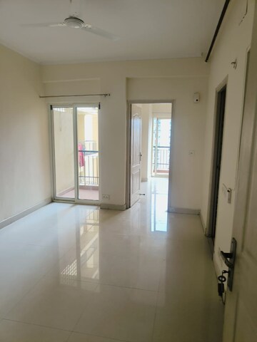 Room in 1 BHK Apartment at Maxblis Grand Kingston, Sector 75 – for Rent