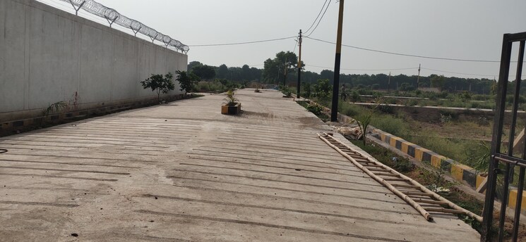 Exterior View, gwalior road  100 Sq.Yd. Plot In Gwalior Road Agra 8602789