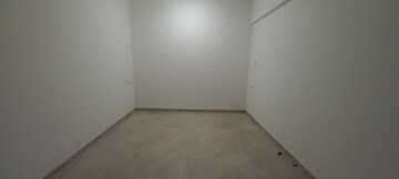 Room in 2 BHK Apartment at MDM Zion, Andheri West – for Rent