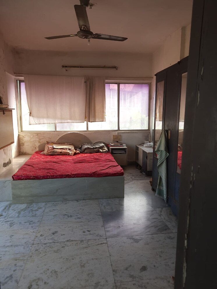 Bedroom, santosh-tower 6 Bedroom 3801 Sq.Ft. Apartment In Andheri West Mumbai 8602905