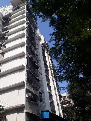 6 BHK Apartment For Sale in Santosh Tower, Andheri West