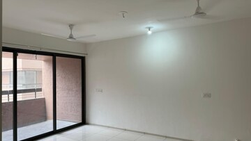 Room in 3 BHK Apartment at Adalaj – for Rent