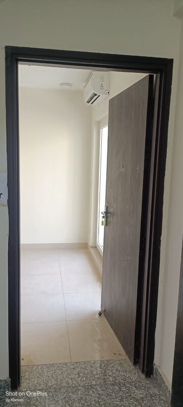 Building Lobby in 3 BHK Builder Floor at Breez Flora Avenue 33, Sohna Sector 33 – for Rent