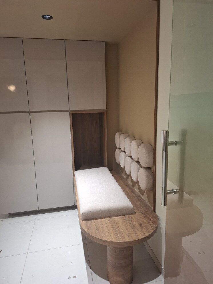 Bathroom, sun-westbank Commercial Office Space 1020 Sq.Ft. In Navrangpura Ahmedabad 8602959