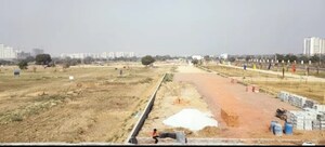  Office Space – Exterior View View at Auric Universal Square, Sector 79 - for Sale