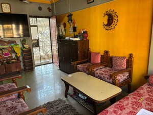 Living Room in 1.5 BHK Apartment at Poonam Shrushti CHS, Mira Road East – for Sale