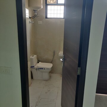 1 BHK Builder Floor For Rent in Khirki Extension