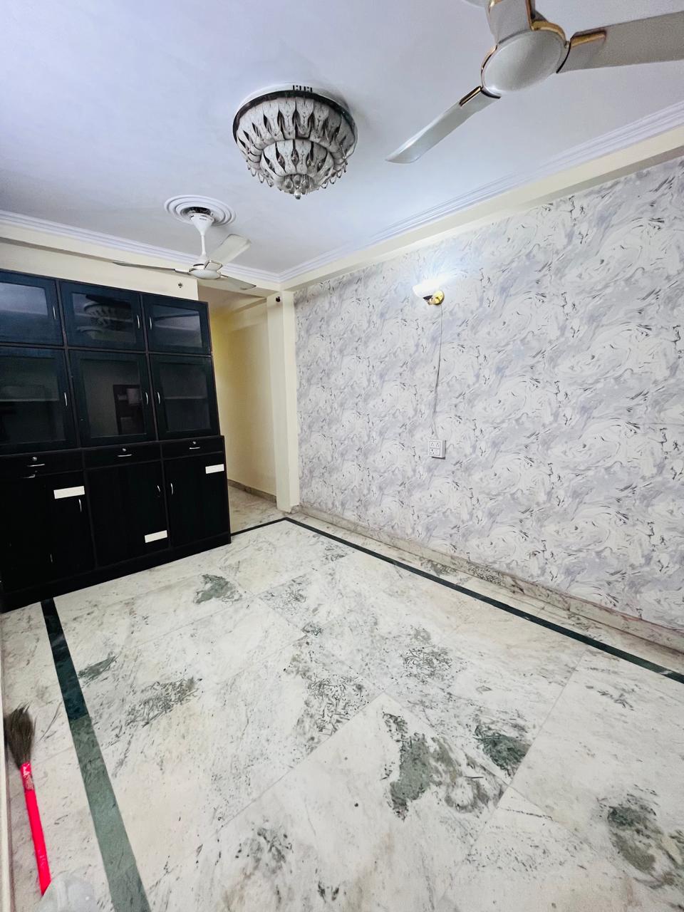 2 BHK Builder Floor For Rent in Khirki Extension 