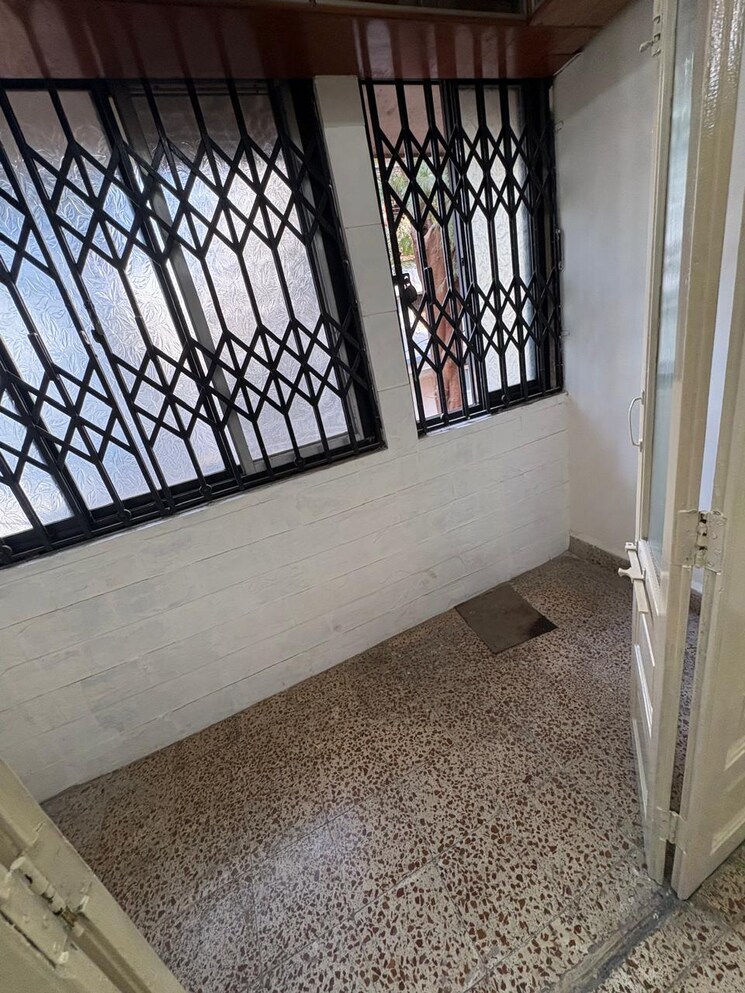 Balcony, pestom-sagar-colony 2 Bedroom 800 Sq.Ft. Apartment In Chembur Mumbai 8603154