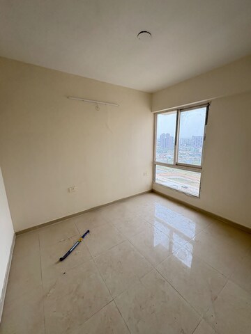 Room in 2 BHK Apartment at Signature The Millennia 2, Sector 37d – for Rent