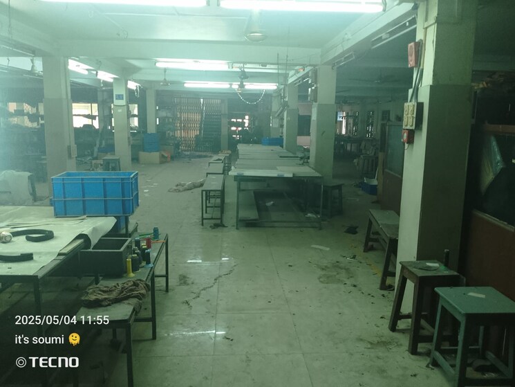  Parking, om-ganges 1 Bedroom 15000 Sq.Ft. Builder Floor In Jessore Road Kolkata 8603196