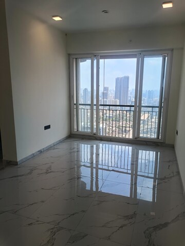 2 BHK Apartment For Sale in Ruparel Sky Green, Kandivali West