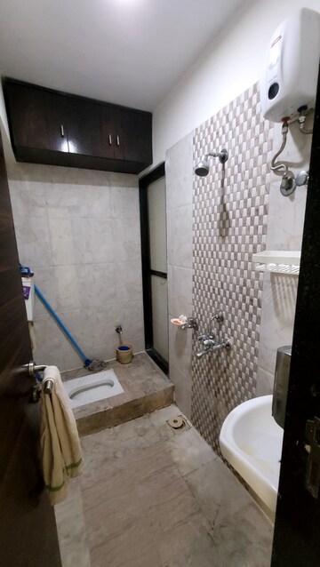 Bathroom in 1 BHK Apartment at Anand Nagar – for Rent