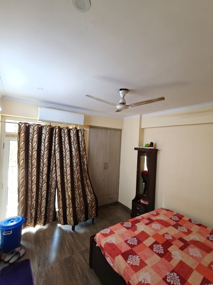 Bedroom, amrapali-golf-homes 2.5 Bedroom 1200 Sq.Ft. Apartment In Sector 4 Greater Noida Greater Noida 8603232