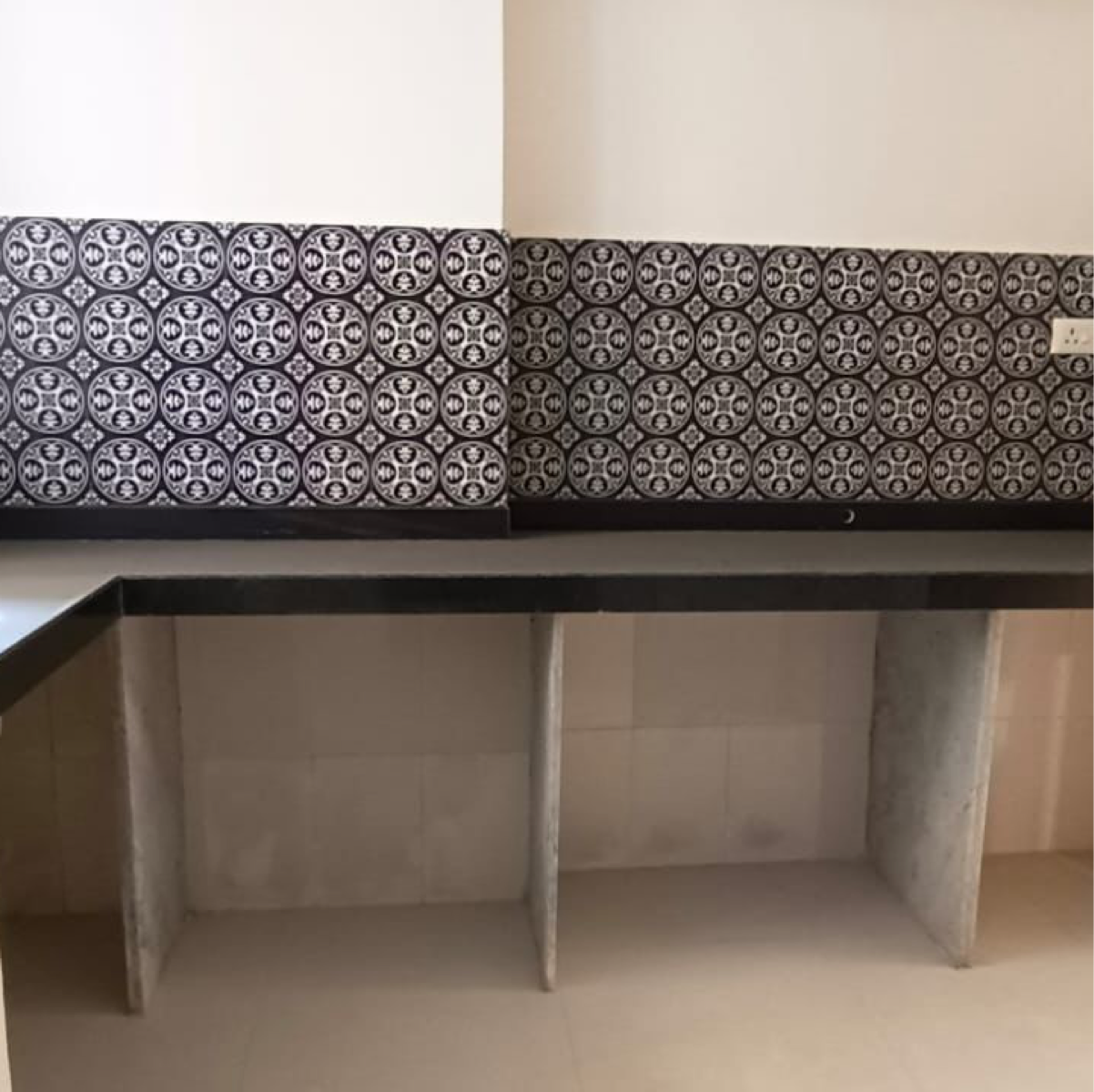 2 BHK Apartment For Sale in Lodha Amara