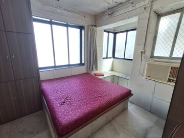 Bedroom in 2 BHK Apartment at Navjivan CHS Mumbai Central, Grant Road – for Rent