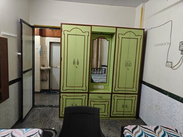 Room in  Pg at Andheri East – for Rent