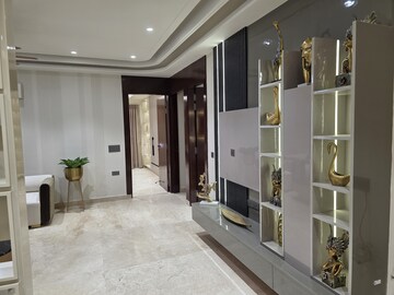Building Lobby in 5 BHK Builder Floor at Niti Khand – for Sale