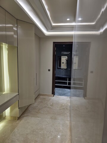 Building Lobby in 5 BHK Builder Floor at Niti Khand – for Sale