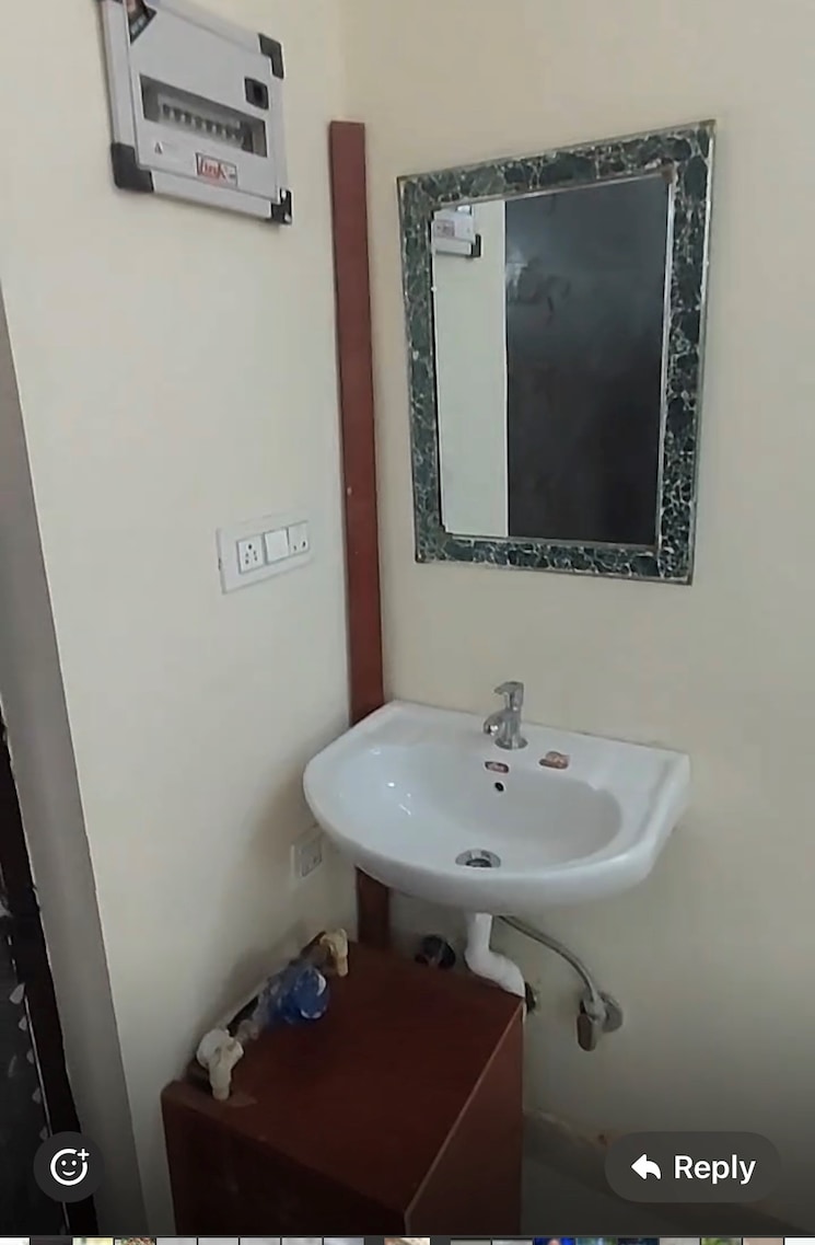 Other, vikas puri 1 Bedroom 250 Sq.Mt. Apartment In Vikas Puri Delhi 8603295