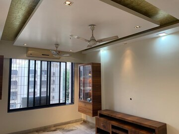 Room in 2 BHK Apartment at Hiranandani Gardens Silver Oak, Powai – for Sale