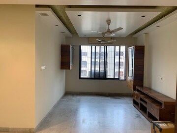 Room in 2 BHK Apartment at Hiranandani Gardens Silver Oak, Powai – for Sale