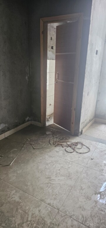 Bathroom in 3 BHK Apartment at JKG Palm Resort, Raj Nagar Extension – for Sale