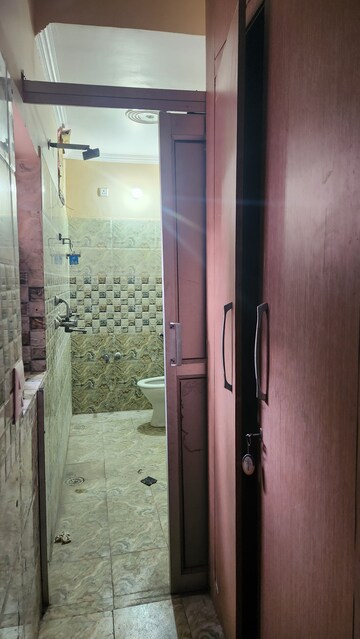 Furnished Amenities in 2 BHK Independent House at Sector 30 – for Rent