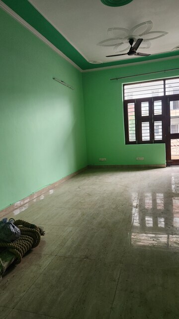 Furnished Amenities in 2 BHK Independent House at Sector 30 – for Rent
