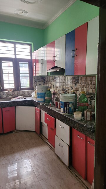 Staircase in 2 BHK Independent House at Sector 30 – for Rent