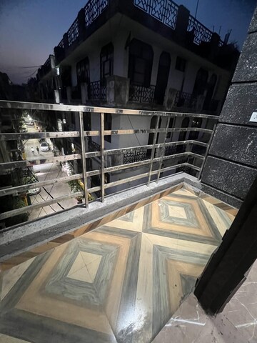 Balcony in 1 BHK Builder Floor at Paryavaran Complex – for Rent