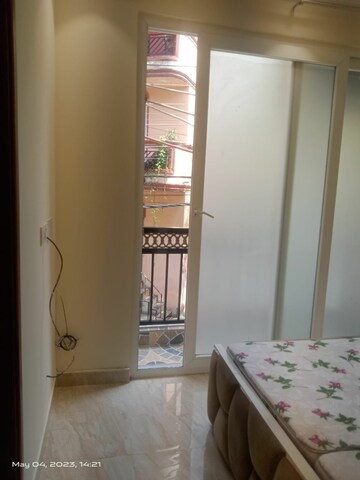 Furnished Amenities in 2 BHK Builder Floor at Lajpat Nagar 4 – for Rent