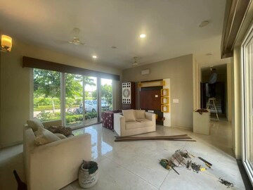 Living Room in 4 BHK Builder Floor at BPTP Amstoria, Sector 102 – for Rent