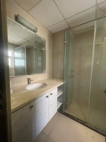 Kitchen in 4 BHK Builder Floor at BPTP Amstoria, Sector 102 – for Rent