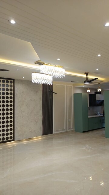 Master Bedroom in 6+ BHK Independent House at Pitampura – for Sale