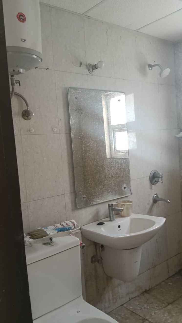 Bathroom, omaxe-ambrosia 3 Bedroom 1606 Sq.Ft. Builder Floor In North Mullanpur Chandigarh 8603448