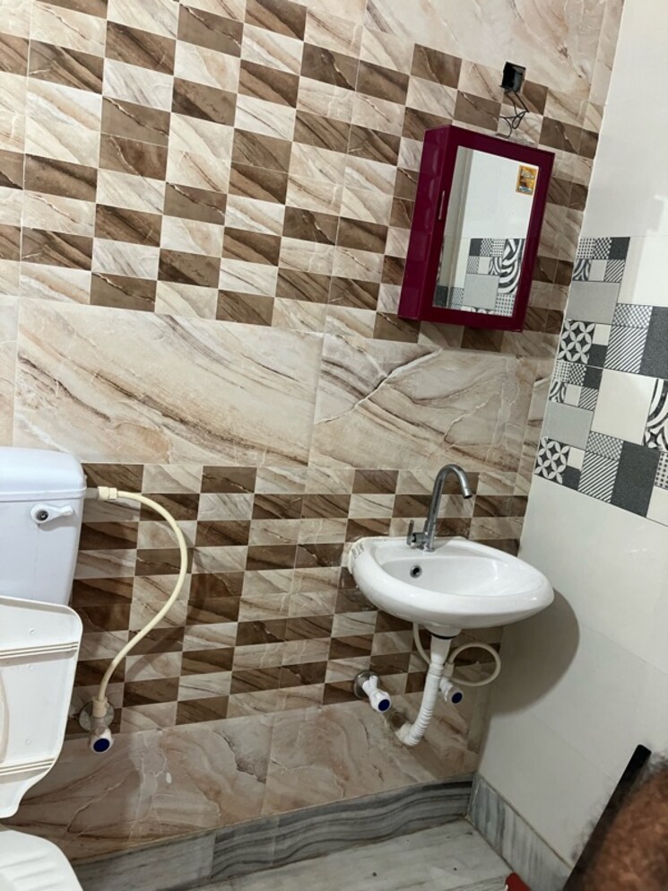 Bathroom, kolkatta gpo 3 Bedroom 1600 Sq.Ft. Apartment In Kolkatta Gpo Kolkata 8603449